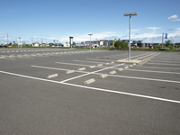 広大な駐車場は300台収容